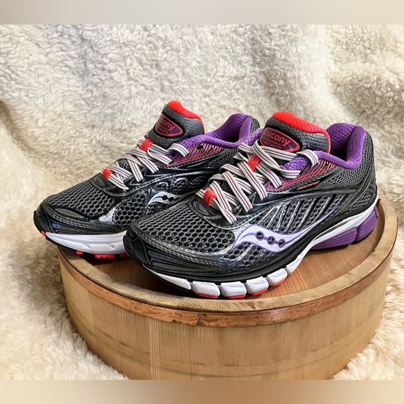 Saucony Shoes - Saucony Ride 6 Women's Silver & Purple Athletic Running Sneakers Size 5.5